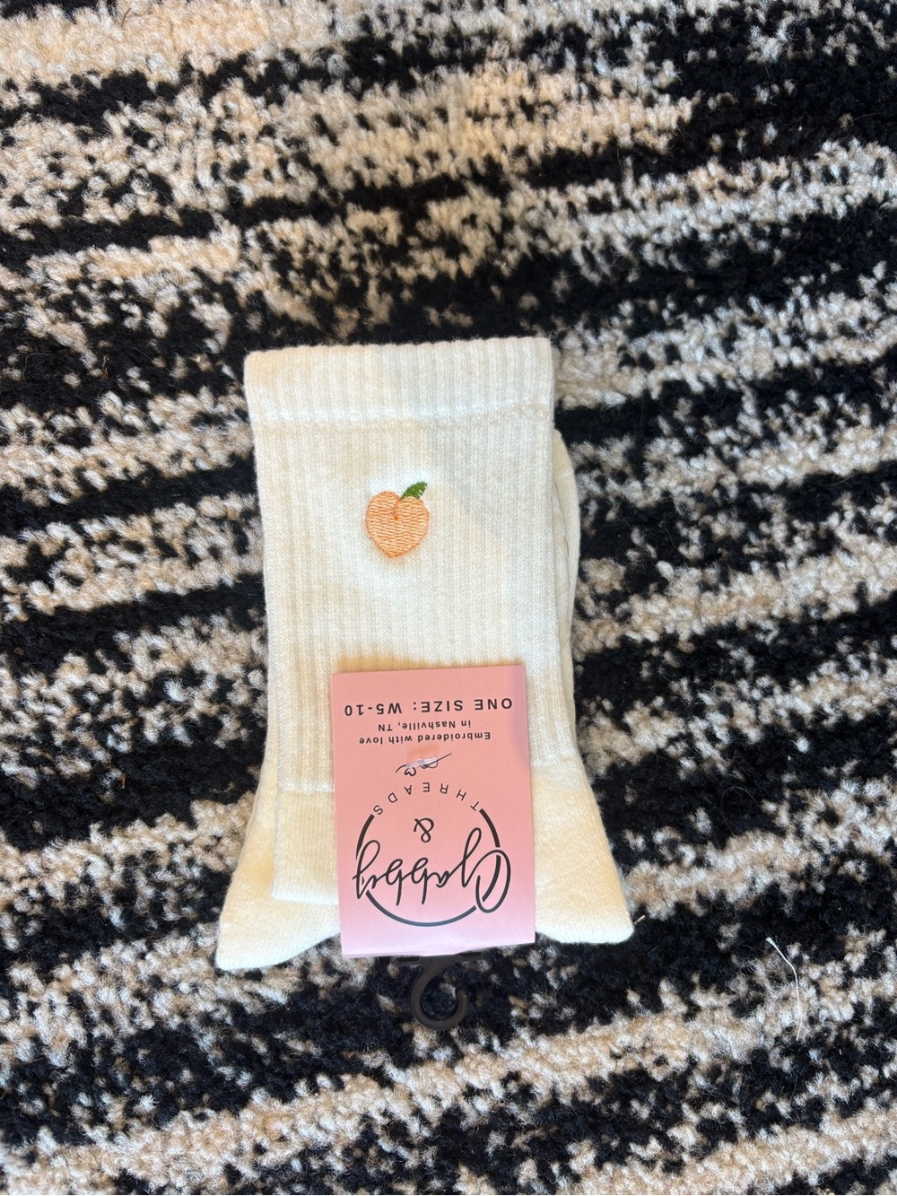 Gabby and Threads Women's Grip Socks